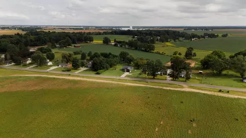 View/Area - 13805 Riverside Dr, Constantine, MI 49042 photo 6 of 7