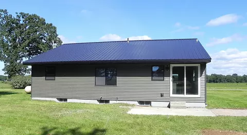 Exterior - 13805 Riverside Dr, Constantine, MI 49042 photo 10 of 12