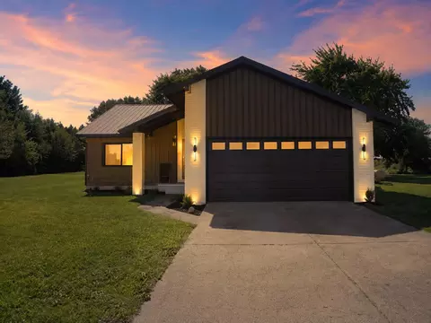 Exterior - 13805 Riverside Dr, Constantine, MI 49042 photo 12 of 12