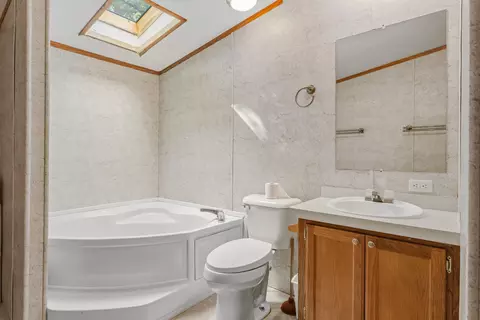 Bath - 5810 113th Ave, Pullman, MI 49450 photo 2 of 3