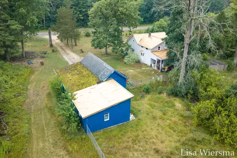 View/Area - 4393 E 8th St, White Cloud, MI 49349 photo 3 of 10