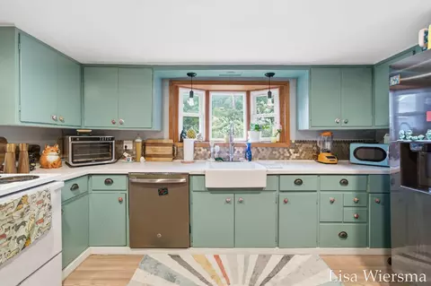 Kitchen - 4393 E 8th St, White Cloud, MI 49349 photo 6 of 8