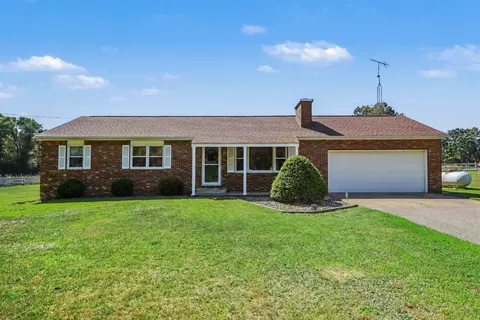 23275 N Uldriks Dr, Battle Creek, MI 49017