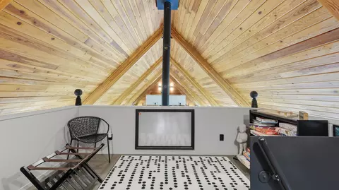 Entry Way - 41 Camp Madron Rd, Buchanan, MI 49107 photo 3 of 4