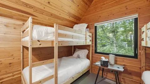 Bedroom - 41 Camp Madron Rd, Buchanan, MI 49107 photo 9 of 9