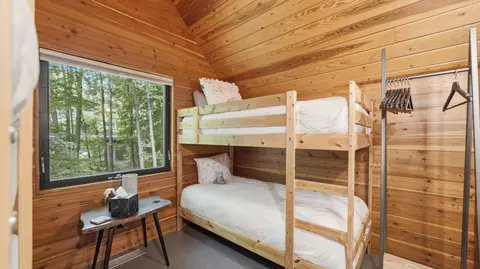 Bedroom - 41 Camp Madron Rd, Buchanan, MI 49107 photo 8 of 9