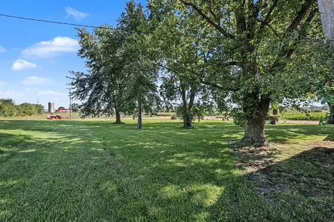 Exterior - 4594 SW 14th St, Dorr, MI 49323 photo 3 of 5
