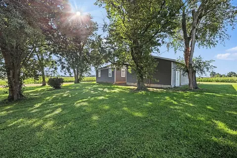 Exterior - 4594 SW 14th St, Dorr, MI 49323 photo 4 of 5