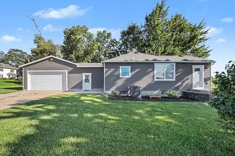 Exterior - 4594 SW 14th St, Dorr, MI 49323 photo 2 of 5