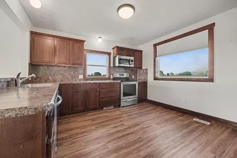 Kitchen - 4594 SW 14th St, Dorr, MI 49323 photo 1 of 3