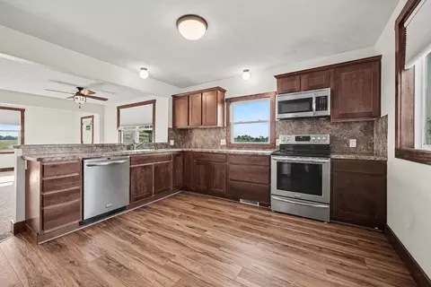 Kitchen - 4594 SW 14th St, Dorr, MI 49323 photo 2 of 3