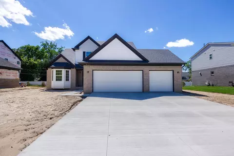 20209 Sunset St, Livonia, MI 48152
