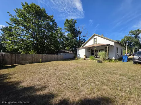 Exterior - 530 Cherry St, Baldwin, MI 49304 photo 2 of 3