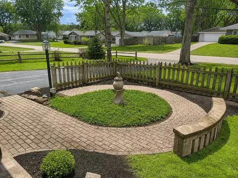 Exterior - 5480 Wellesley Dr, Jackson, MI 49201 photo 7 of 7