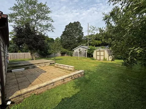 Exterior - 5480 Wellesley Dr, Jackson, MI 49201 photo 3 of 7