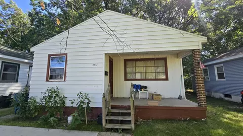 3318 Lemuel St, Muskegon Heights, MI 49444