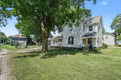 Exterior - 240 White Pigeon St, Constantine, MI 49042 photo 2 of 3
