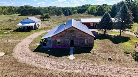 11276 N Pine Grove Rd NE, Vestaburg, MI 48891
