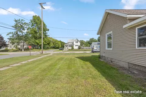 703 Pearl St, Belding, MI 48809 photo 19