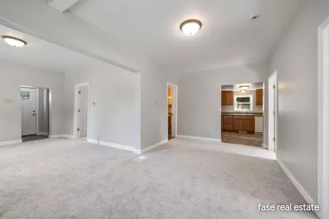 703 Pearl St, Belding, MI 48809 photo 8