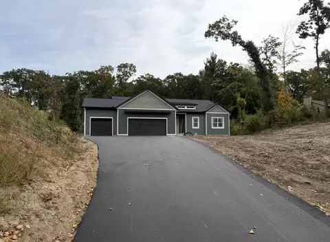 6226 English Ave NE, Comstock Park, MI 49321