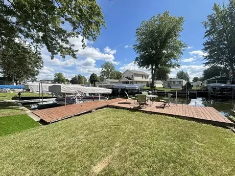 Exterior - 481 Maple Ln, Coldwater, MI 49036 photo 2 of 12