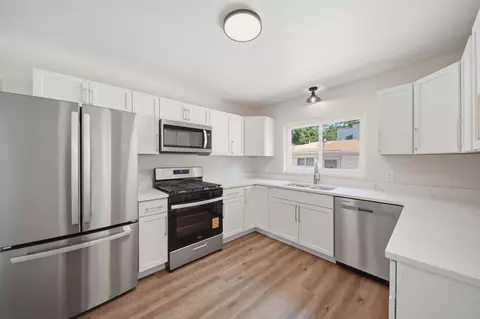 Kitchen - 744 Briarcliff Rd, Jackson, MI 49203 photo 1 of 3
