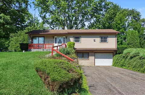 63892 Fairhope Dr, Hartford, MI 49057