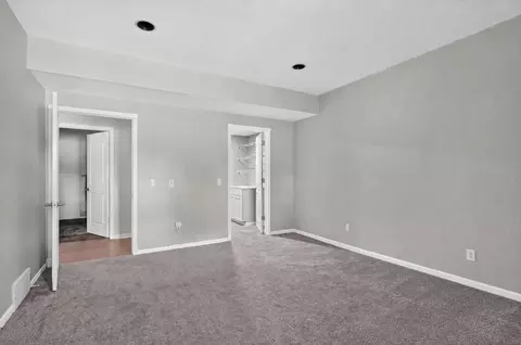 Bedroom - 2619 Mulligan Dr, Jackson, MI 49203 photo 4 of 4