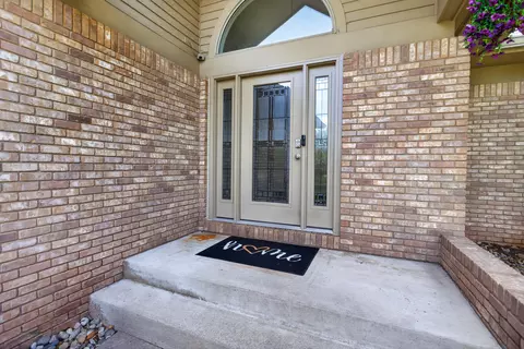Entry Way - 2619 Mulligan Dr, Jackson, MI 49203 photo 1 of 4