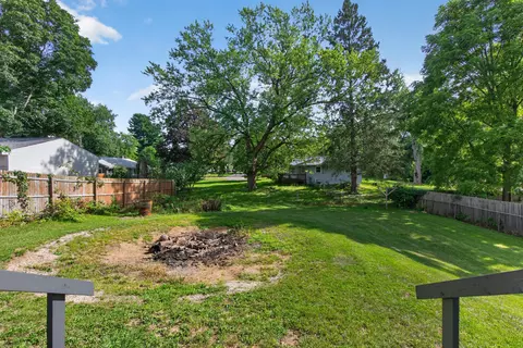 Exterior - 233 E Clark St, Jackson, MI 49203 photo 14 of 14