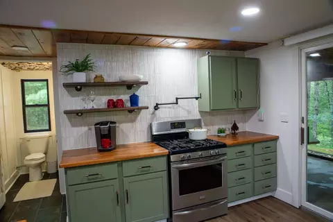 Kitchen - 1192 W Lost Trl, Baldwin, MI 49304 photo 4 of 4