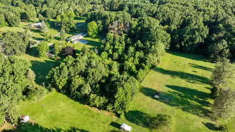 View/Area - 2356 Hatch Rd, Jackson, MI 49201 photo 4 of 7