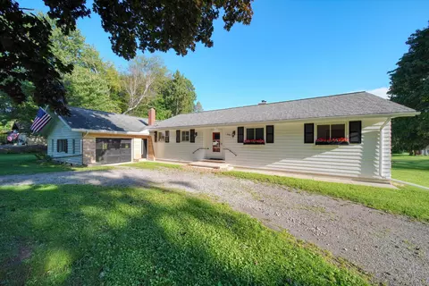 Exterior - 2356 Hatch Rd, Jackson, MI 49201 photo 1 of 16