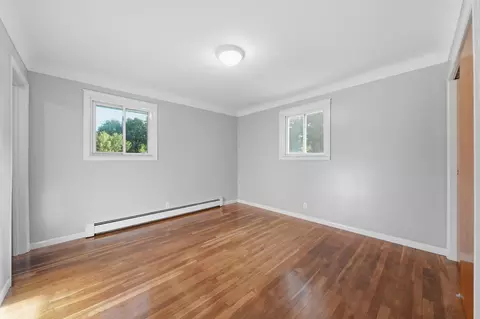 Bedroom - 2356 Hatch Rd, Jackson, MI 49201 photo 6 of 6