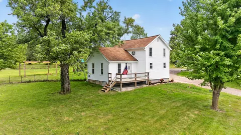 20626 Waldo Rd, Chelsea, MI 48118