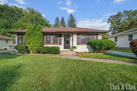 3644 Hazelwood Ave SW, Wyoming, MI 49519