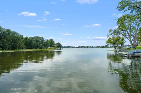 View/Area - 11603 Spring Point Dr, Plainwell, MI 49080 photo 2 of 15