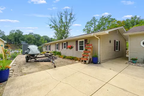 Exterior - 11603 Spring Point Dr, Plainwell, MI 49080 photo 16 of 18