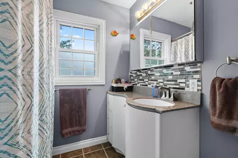 Bath - 11603 Spring Point Dr, Plainwell, MI 49080 photo 1 of 1