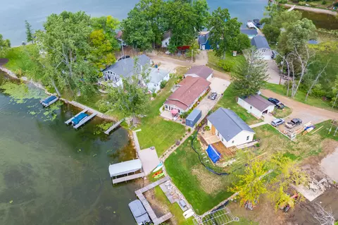 View/Area - 11603 Spring Point Dr, Plainwell, MI 49080 photo 11 of 15