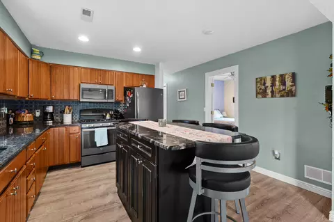 Kitchen - 11603 Spring Point Dr, Plainwell, MI 49080 photo 3 of 5