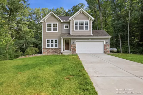 3813 Ryan Woods Cir, Allegan, MI 49010