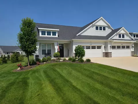 6736 Windsor Ridge Ct NE, Rockford, MI 49341
