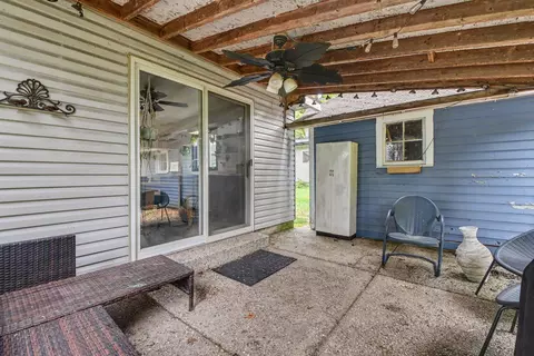 Exterior - 326 Beech St, Freeport, MI 49325 photo 4 of 8