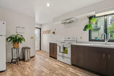 Kitchen - 326 Beech St, Freeport, MI 49325 photo 3 of 4