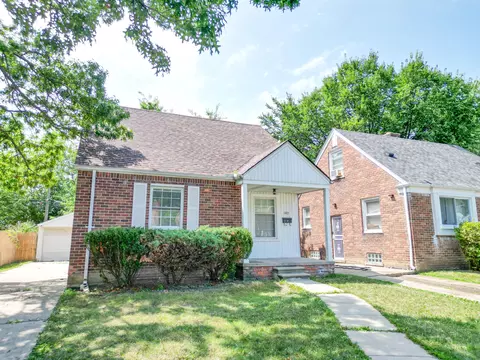 Exterior - 6165 Farmbrook St, Detroit, MI 48224 photo 5 of 8