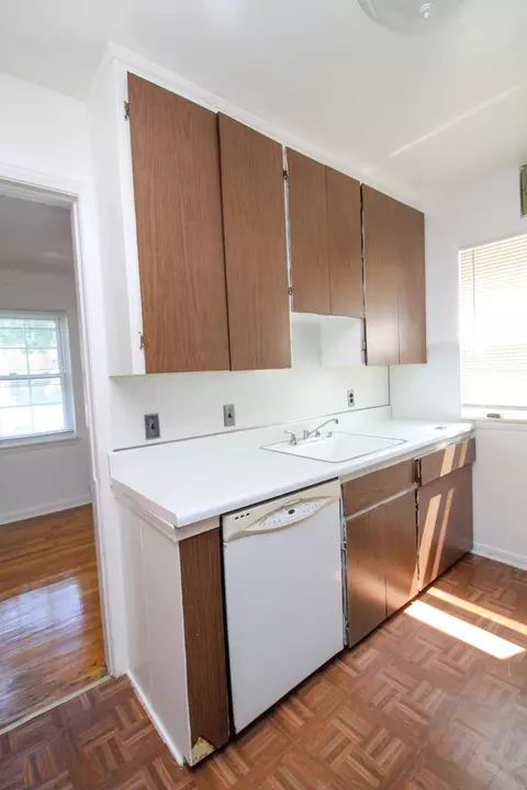 Kitchen - 6165 Farmbrook St, Detroit, MI 48224 photo 1 of 5