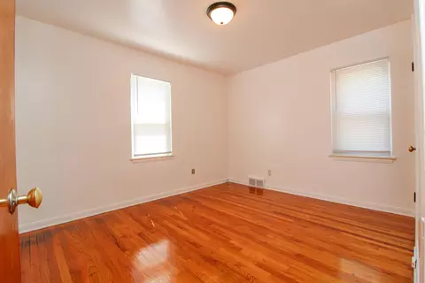 Bedroom - 6165 Farmbrook St, Detroit, MI 48224 photo 5 of 8