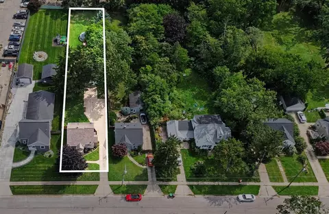2490 Hague Ave SW, Wyoming, MI 49519